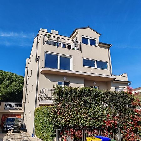 Apartments Mirta Rovinj Exterior photo